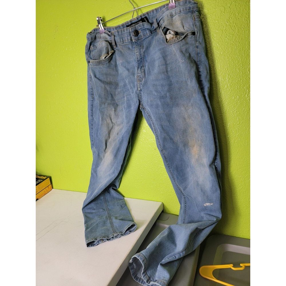 London Fog Collection Distressed Denim Jeans Pants Stained Size 36/32